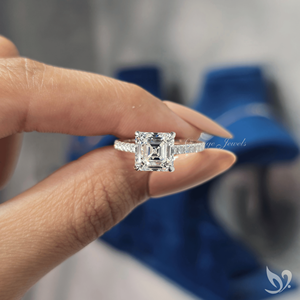 Anillo de Diamante de Laboratorio con Corte Asscher de 3 Quilates, Diseño Geométrico Nupcial con Pavé en Oro Blanco de 10K - Product Image 4