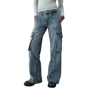 Pantalon cargo en jean déchiré taille haute Haven Apparels, écologique, respirant, avec applique étoile, bords effilochés, coupe ample, style streetwear - Product Image 1