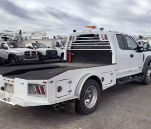 Precio al por mayor: Camión Ford F550 4x4 de cabina extendida y plataforma plana, usado 2018, listo para exportar a todo el mundo. - Product Image 2