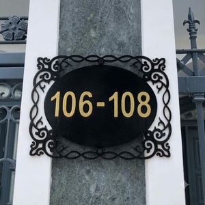 Plaque de numéro de maison personnalisée en fer forgé moderne, écologique, résistante aux intempéries, pour extérieur, avec vis, plaque d'adresse - Product Image 2