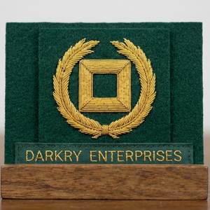 Parche bordado hecho a mano con compás masónicos de alambre de lingotes de oro y G, insignia de regalia de terciopelo granate personalizada - Product Image 5