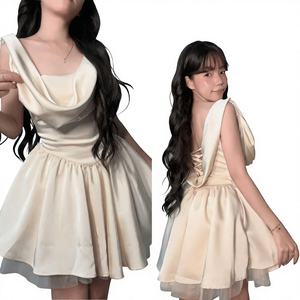 Vestidos Casuales de Otoño de Lujo para Mujer, Fabricados en Vietnam, Cintura Natural, Cuello Redondo, Sin Mangas, Corte Entallado, de Seda, Sensuales - Product Image 1