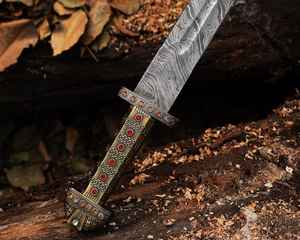 Épée viking professionnelle de haute qualité en acier Damas forgé à la main avec fourreau en bois sculpté, style guerrier nordique médiéval - Product Image 2