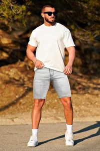 Shorts en jean délavé pour homme, coupe droite, taille mi-haute, décontracté, été, tissu en coton respirant, style streetwear, chaussettes blanches - Product Image 5