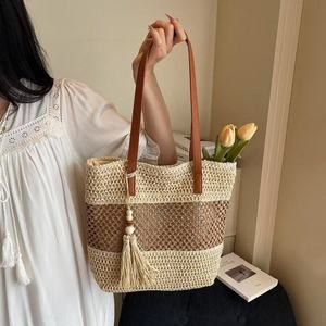 Nuevo Bolso Tote de Mujer de Paja Tejida Retro a la Moda con Colgante, Cierre de Cremallera, para Compras al Aire Libre en Invierno - Product Image 1