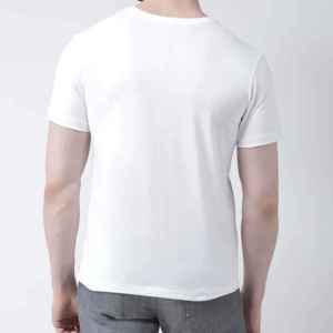 Camiseta de poliéster transpirable para hombre, de alta calidad, con logo personalizado, estampada y de corte ajustado. - Product Image 3