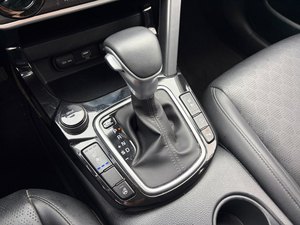 เกียร์อัตโนมัติ สีเทา ปี 2022 เซลโทส รถ SUV ขนาดกะทัดรัด มือสอง เครื่องยนต์ดีเซล พร้อมเซ็นเซอร์จอดรถ 5 ที่นั่ง พวงมาลัยซ้าย รถมือสองจากเกาหลี รถมือสอง ระบบเตือนจุดอับสายตา (BSD) - Product Image 4