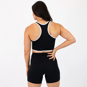 Ensemble débardeur court dos nageur noir et short cycliste taille haute pour femme, ensemble débardeur de yoga noir et short de fitness pour femme - Product Image 3
