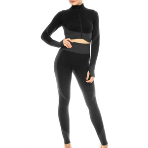 Ensemble de sport et yoga personnalisé pour femme, couleur unie, coupe ajustée, séchage rapide, respirant, soutien-gorge et leggings, ensemble 2 pièces - Product Image 5