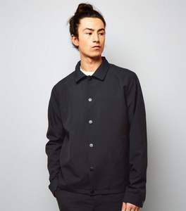 เสื้อโค้ชโลโก้แบบกำหนดเองขายส่ง เสื้อโค้ชผู้ชายแบบกำหนดเอง เสื้อโค้ชเคลือบผ้าทัลซอน เสื้อโค้ชติดกระดุมแบบปิด เสื้อแจ็คเก็ตฟุตบอล - Product Image 6