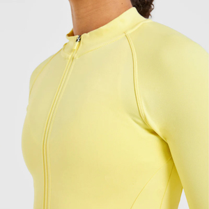 Ensemble de vêtements de sport pour femmes : Leggings de compression et brassière dos nageur, haute performance, extensibles, pour la gym, la course et le yoga, à faible MOQ - Product Image 6
