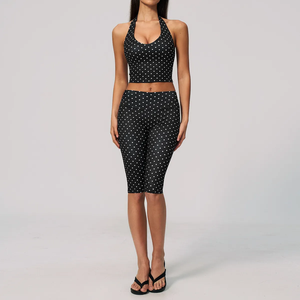 Ensemble de yoga 2 pièces imprimé pois blancs : haut court dos nu et pantalon taille haute mi-mollet, vêtements de sport anti-transpiration pour femme - Product Image 2