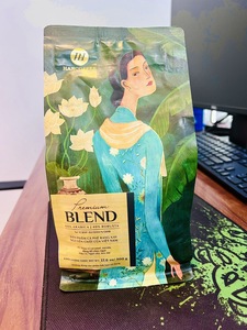 Meilleure Qualité Mélange Premium Vietnamien Torréfaction Moyenne 60% Arabica 40% Robusta Grains Entiers Emballage en Sac ODM OEM - Product Image 3