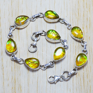 Bracelet à maillons en argent sterling 925 sur mesure avec opale synthétique en forme de poire, OEM ODM, marque privée, vente en gros - Product Image 1