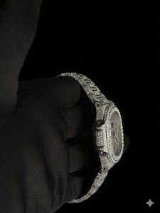 Montre-bracelet pour homme de qualité supérieure, mouvement à grand cadran, en acier inoxydable, style hip-hop, entièrement sertie de diamants Moissanite D VVS personnalisés - Product Image 2