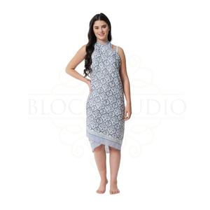 Pareo de Algodón con Estampado Artesanal Azul Luna para Mujer, Ligero, para Usar como Cubrebañador, Ropa de Playa y Resort para el Verano - Product Image 2