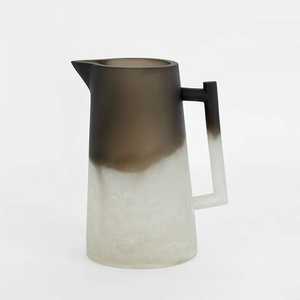 Jarra de Resina Hecha a Mano con Superficie Lisa y Asa Resistente, Jarra para Infusión de Frutas Resistente al Calor para Bebidas - Product Image 6