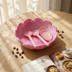 Juego de Tazones para Ensalada de Resina Ecológica con Diseño Campestre en Forma de Flor Rosa Claro, con Tenedores y Cucharas para Ensalada - Product Image 1