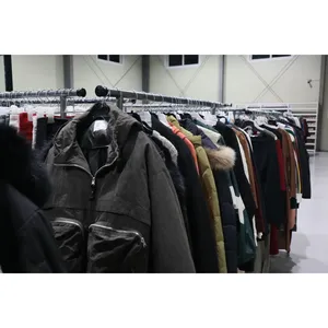 Abrigo de lana auténtico coreano usado para mujer, fardo de 80 kg, origen transparente de Corea, Yoursup, en stock, video verificado, exportación al por mayor - Product Image 1