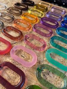 Fournisseur en gros de rideaux de séparation d'intérieur à suspendre au mur pour fenêtre, porte ou cloison, grande chaîne en acrylique, résine colorée - Product Image 6