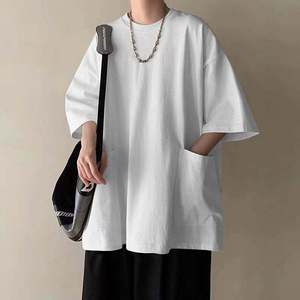 Camiseta Oversize de Manga Murciélago Negra para Hombre, Cuello Redondo, Estilo Casual, Tejido de Punto, Corte Largo - Product Image 4