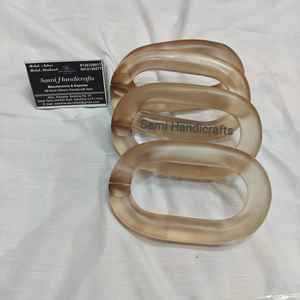 Art en résine décoratif. Nouvelle conception colorée. Chaînes en résine, grandes et petites tailles disponibles, et personnalisation du logo. - Product Image 4