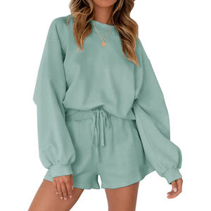 Conjuntos de mujer, top de manga larga extragrande y pantalones cortos de cintura alta, conjunto deportivo de 2 piezas de secado rápido y ecológico para mujer - Product Image 4