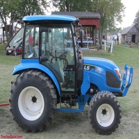 Tractor Agrícola LS con Bomba, Motor, Caja de Cambios, Rodamientos, Cargador Frontal e Implementos de Retroexcavadora - Envío Rápido