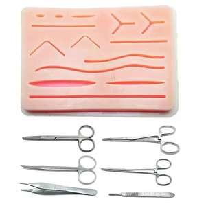 Kit d'entraînement durable pour étudiants en médecine : coussin de suture en PVC, plaies pré-découpées, peau en silicone pour la pratique chirurgicale, taille et couleur personnalisables - Product Image 1