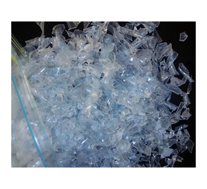 Flocons de bouteilles PET lavés à chaud de qualité supérieure pour la fabrication de recyclage plastique et les applications industrielles - Product Image 1