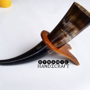 Mug à boire en corne de buffle organique gravé à la main avec support en bois, coupe à méad viking 300ml/400ml/500ml, ensemble cadeau de Noël fait main - Product Image 5