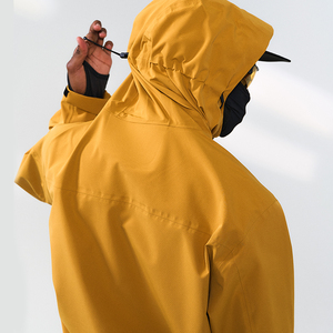 Chaqueta de Senderismo con Capucha para Hombre QUICKSHOW Tech, Impermeable, Transpirable, Delgada, Resistente al Viento - Product Image 3