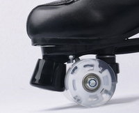 Patin à roulettes personnalisé, chaussures de patinage à 4 roues, patins à roulettes à double rangée réglables clignotantes pour femmes et hommes adultes