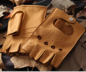 Guantes de cuero de vaca para hombres y mujeres para entrenamiento de combate táctico Guantes de conducción sin dedos para escenas de fiesta diarias al aire libre - Product Image 5