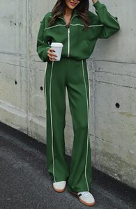 Women Athletic Sweatsuit 2 Piece <b>Zip</b> <b>Up</b> <b>Jacket</b> and Sweatpants OEM Manufacturer - Product Image 5