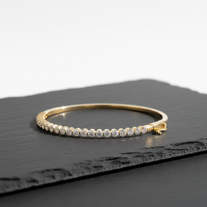 Pulsera de Diamantes Clásica de Plata Zyorio Jewels, Plata de Ley 925, Chapada en Plata, Joyería Fina de Lujo, Regalo para Mujer - Product Image 4