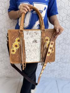 Sac fourre-tout à franges en cuir sculpté à la main Sac à main élégant en mousse Fourrure de vachette Collection élégante de sacs pour femmes multi-usages - Product Image 5