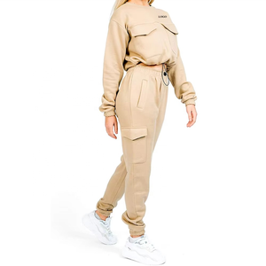 Nuevo Conjunto Deportivo para Mujer, Chándal Informal de Algodón con Bolsillos Dobles en el Pecho, Top Corto con Cuello Redondo y Capucha, Ajuste Holgado - Product Image 3