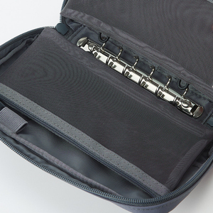 Trousse de Toilette Matelassée Imperméable en Polyester avec Fermeture Éclair à Lettres, Multifonctionnelle, Séparation Sec/Humide, Trousse de Voyage Tendance - Product Image 3