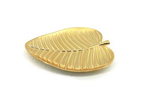 Plat de service décoratif en aluminium de qualité export, en forme de feuille, pour la maison, la cuisine, l'hôtel et le marché de gros mondial - Product Image 2