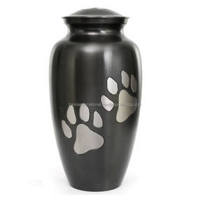 Urnes funéraires en laiton de haute qualité avec empreinte de patte en étain et urnes funéraires en métal fini de couleur noire pour cendres humaines - Product Image 1