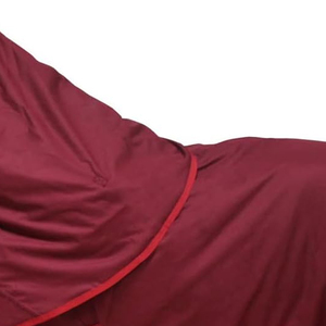 Couverture imperméable pour cheval de couleur marron, avec col haut et rabat de queue moyen, pour une utilisation en extérieur toute saison. - Product Image 5