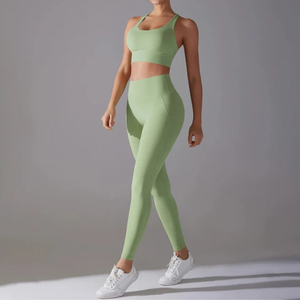 Women's Seamless 2-Piece Workout <b>Set</b> Light <b>Green</b> Premium Quality Women Yoga Suit Light weight Active wear - Product Image 3