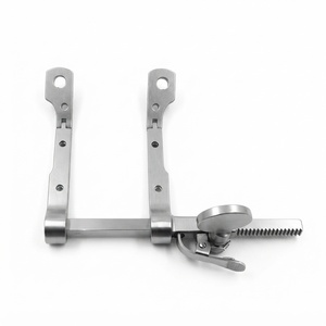 Retractor de Columna Vertebral Cervical Caspar, Marco de 120 mm, Instrumento Manual para Cirugía de Columna, Certificado CE, Grado Médico Clase I - Product Image 1
