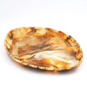 Plateau de service rectangulaire décoratif en résine avec bordure métallique pour centre de table et décoration de mariage - Product Image 5