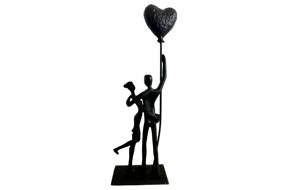 Figurine de couple en métal inspirée des liens émotionnels, accent artistique pour la maison, idéale pour un cadeau de mariage et une décoration romantique de chambre, provenant d'Inde - Product Image 6