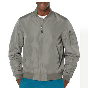 Blouson Bomber de Haute Qualité avec Chaîne, Broderie Chenille, Blouson Aviateur Oversize pour Homme – Qualité Abordable - Product Image 4