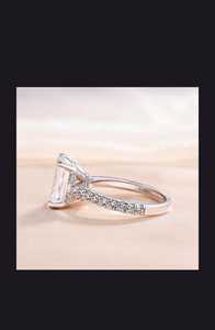 Bague de fiançailles pour femme en diamant rond taille radiant, argent sterling, certifiée IGI - Product Image 3