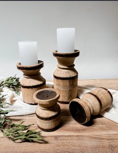 Support de bougie en bois ancien en forme de canne à lait avec bande métallique, décoration rustique de style ferme pour table, jardin, entrée, salon - Product Image 3