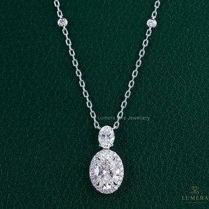 Collar con colgante de halo de diamantes cultivados en laboratorio con corte ovalado doble certificado por IGI, cadena de oro macizo de 14K, joyería personalizada para niñas. - Product Image 5
